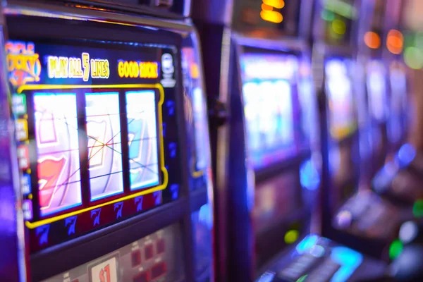 Paito Warna colour selection interface on superslot777 login